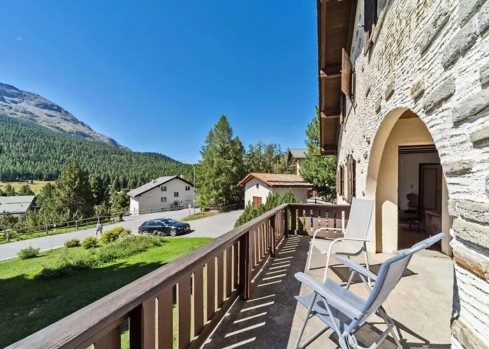 Apartment Chesa Raetia -